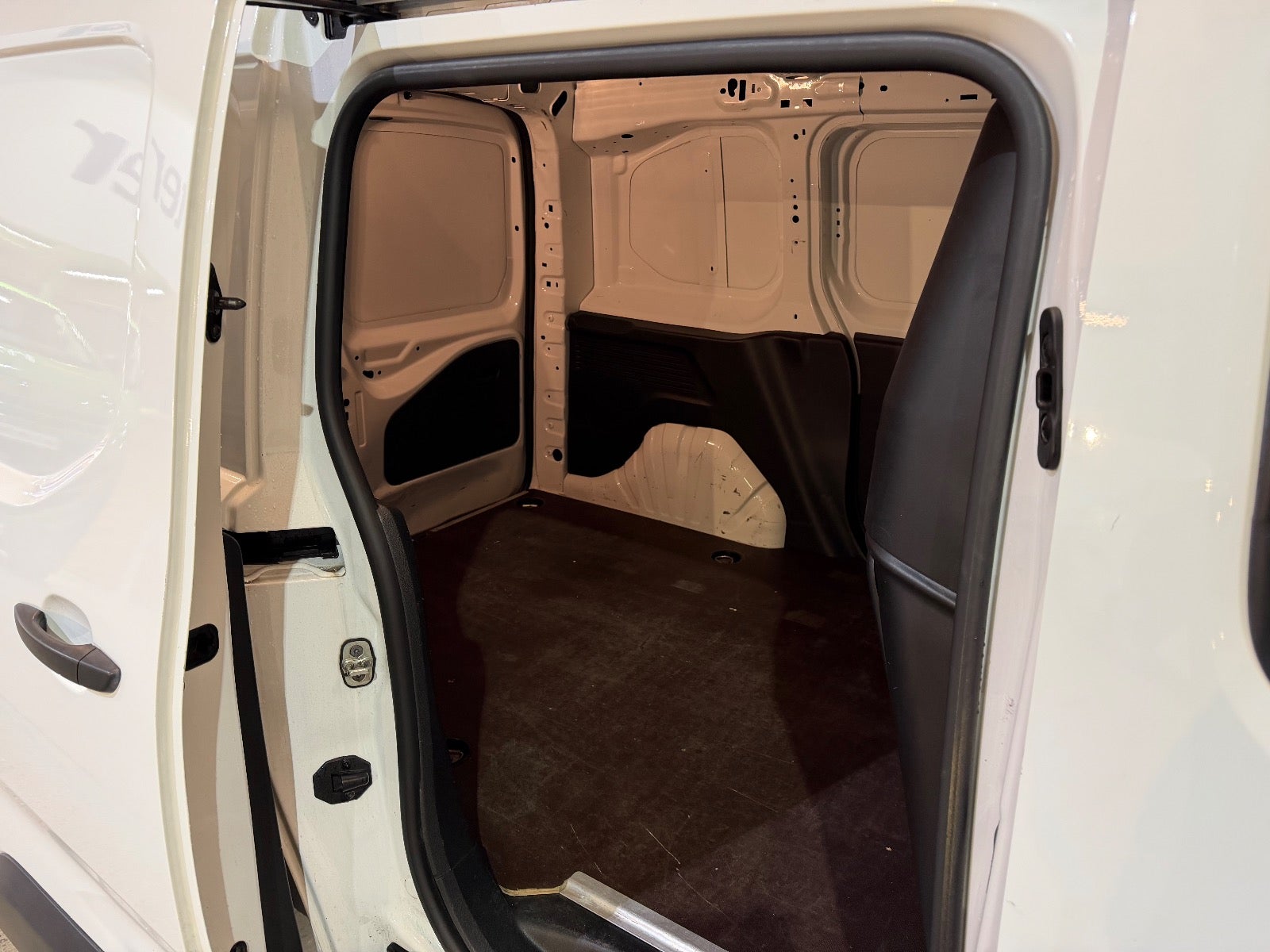 Opel Combo D 102 Enjoy+ L1V1