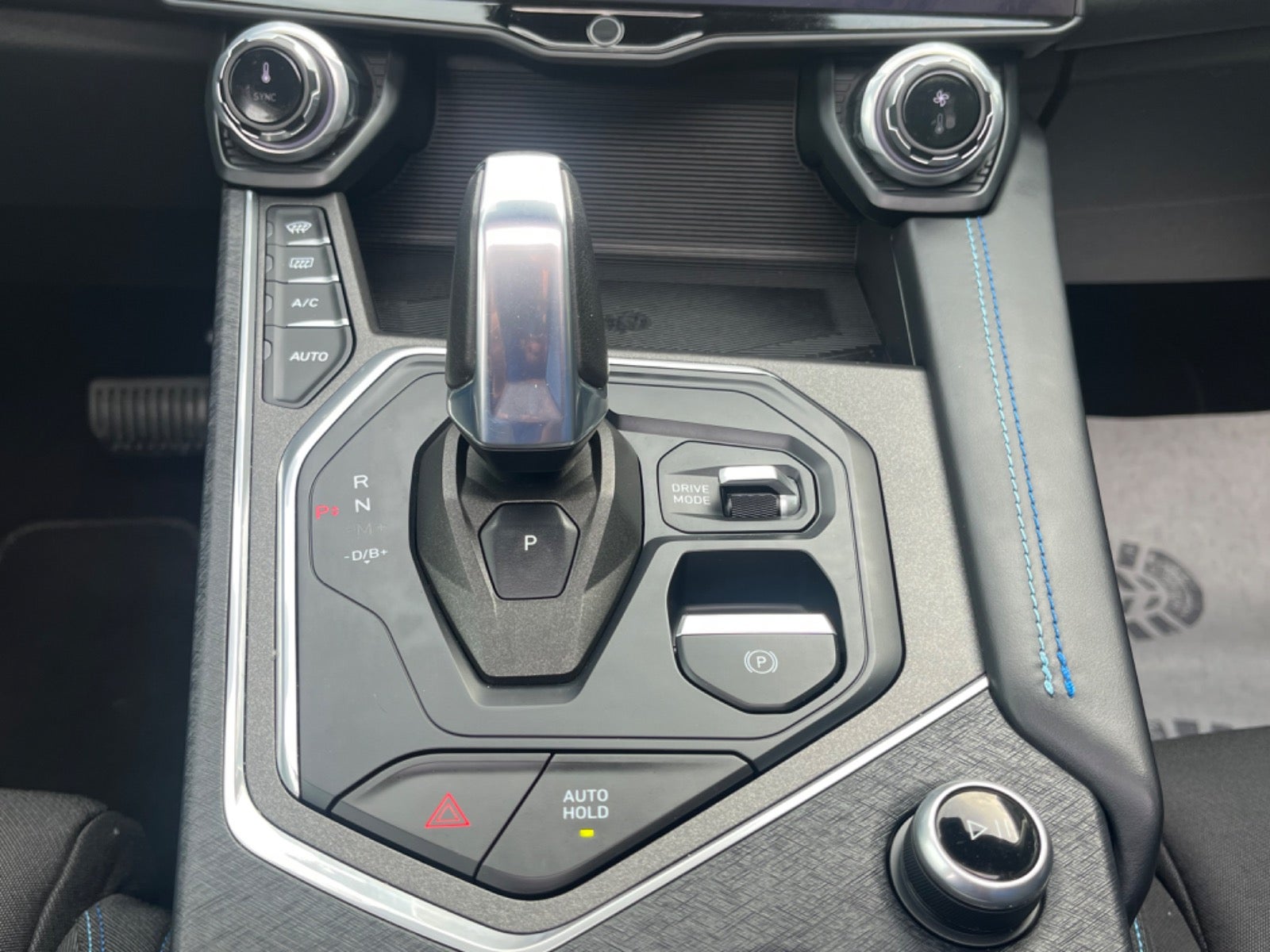 Billede af Lynk & Co 01 1,5 PHEV