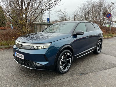 Opel Grandland-e 73 GS Sky 5d