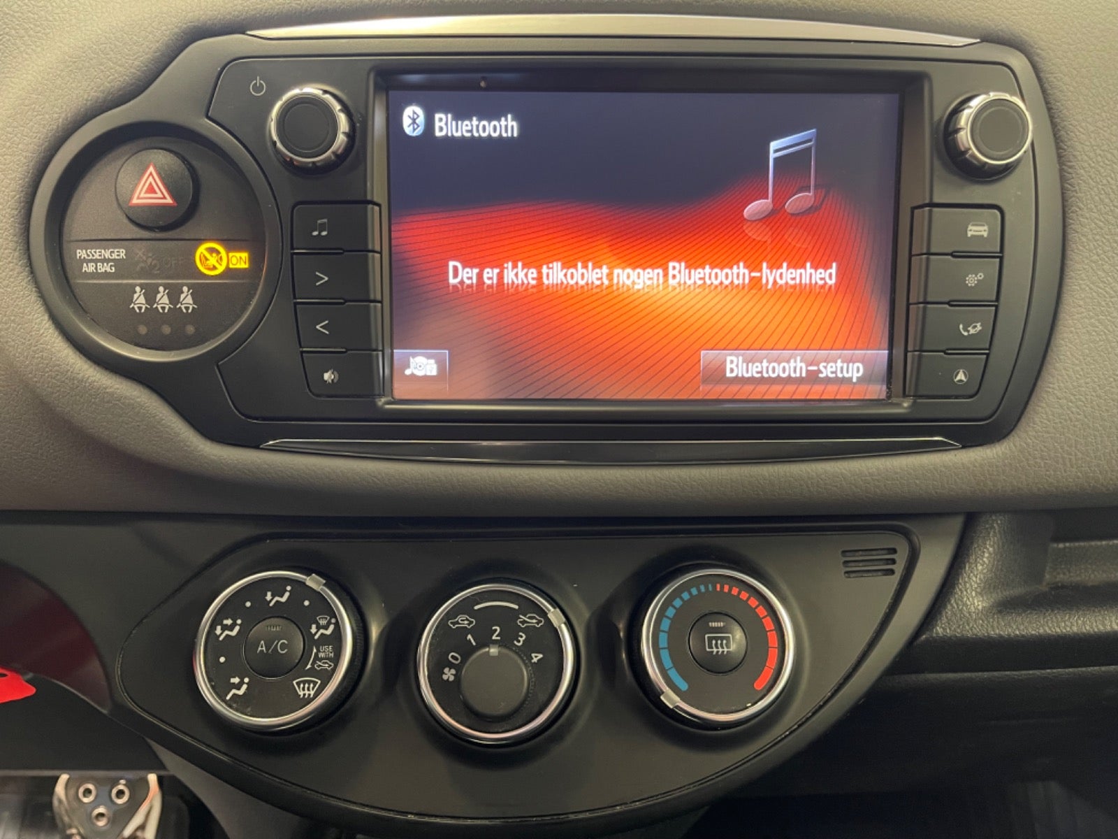 Billede af Toyota Yaris 1,3 VVT-i T2