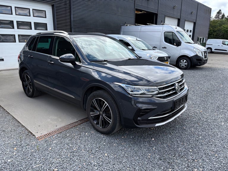 VW Tiguan eHybrid Elegance DSG Van