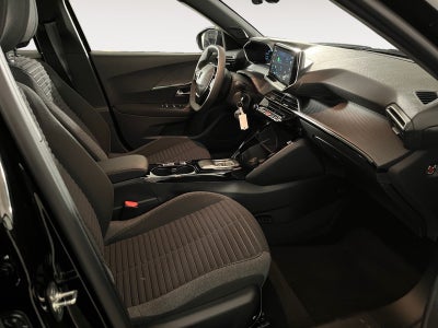 Peugeot e-2008 Active