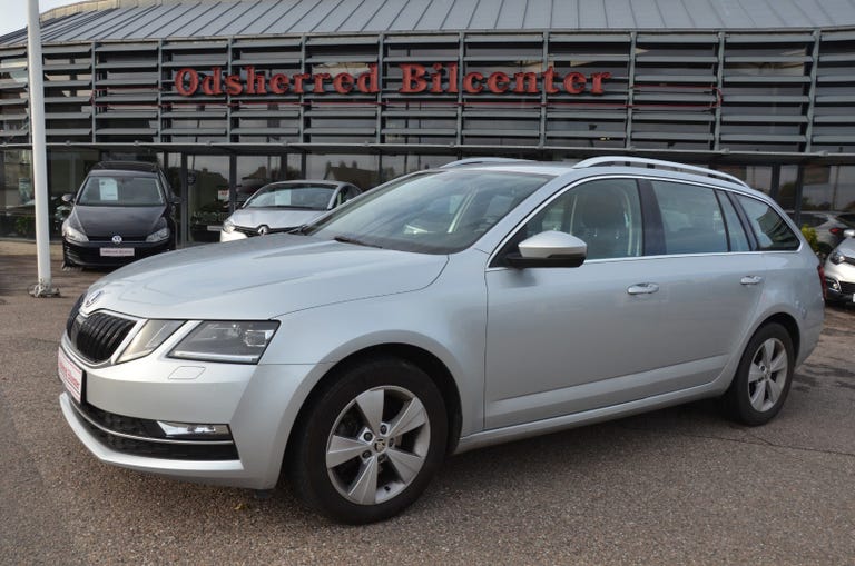 Skoda Octavia TDi 150 Style Combi DSG