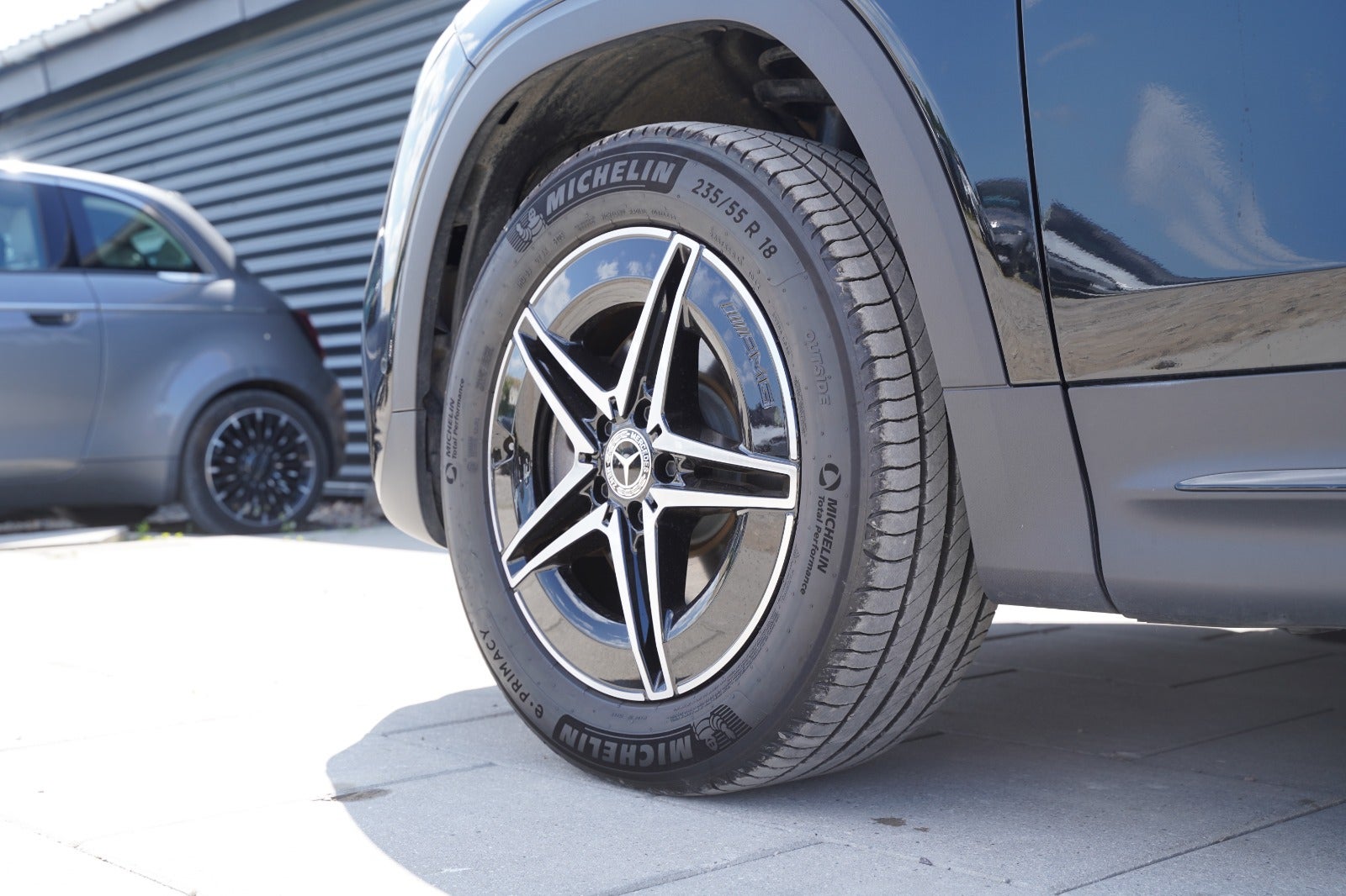 Billede af Mercedes EQB300  AMG Line 4Matic