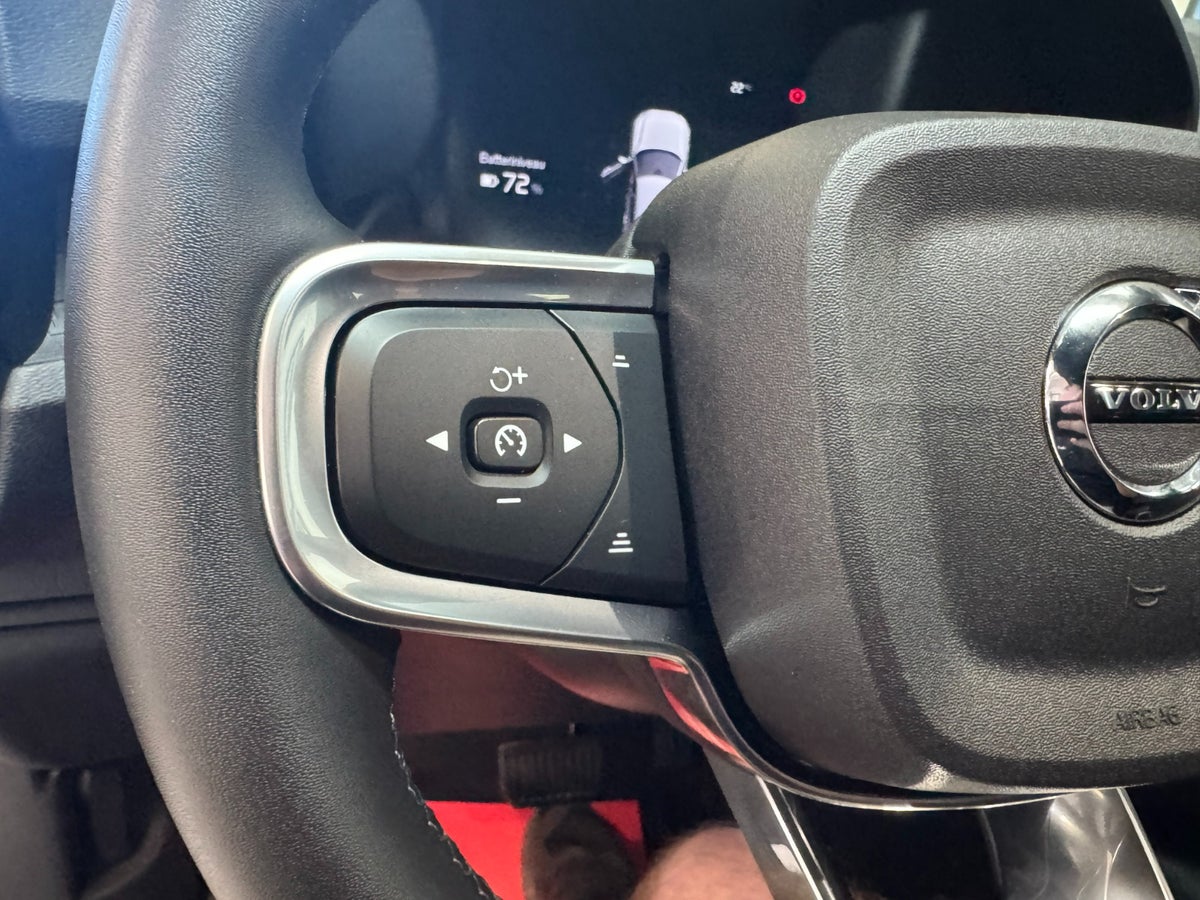 Volvo XC40 P6 ReCharge Core