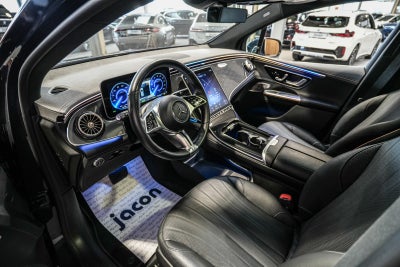 Mercedes EQE350 SUV