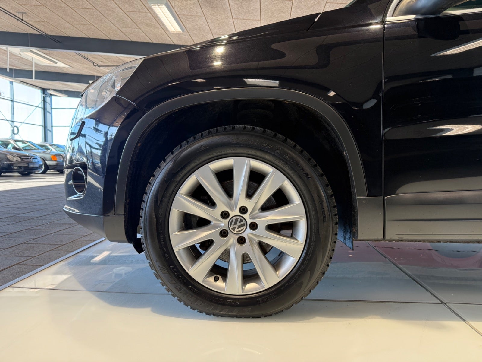 Billede af VW Tiguan 2,0 TDi 140 Sport & Style Tiptr. 4Motion Van