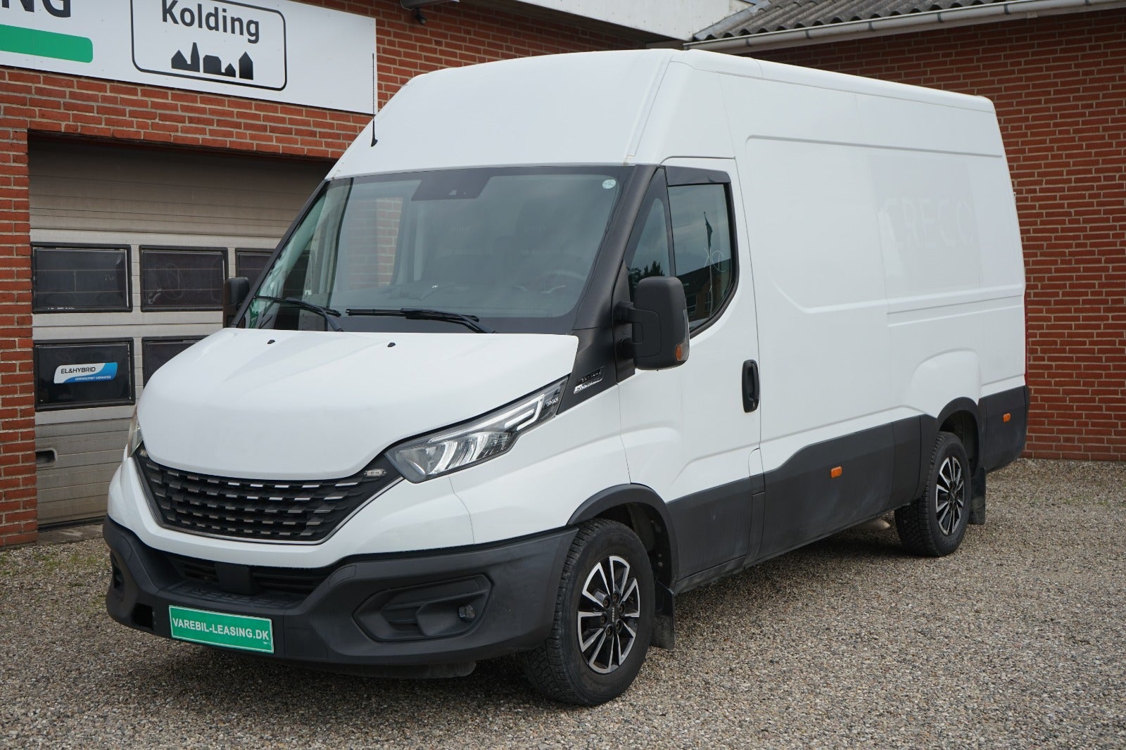 Billede af Iveco Daily 2,3 35S16 12m³ Van AG8