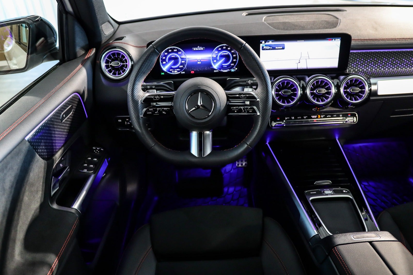 Billede af Mercedes EQB250+  AMG Advance