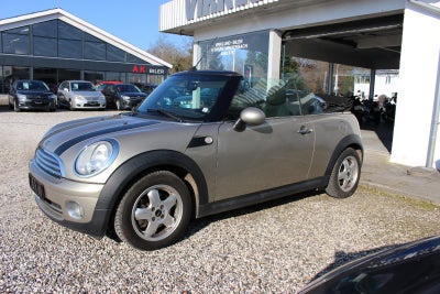 MINI Cooper 1,6 Cabriolet 2d