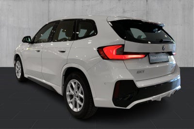 BMW iX1 xDrive30 M-Sport - 2