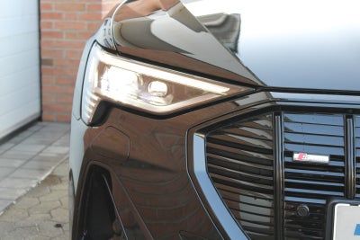 Audi e-tron Black Edition S-line Sportback quattro