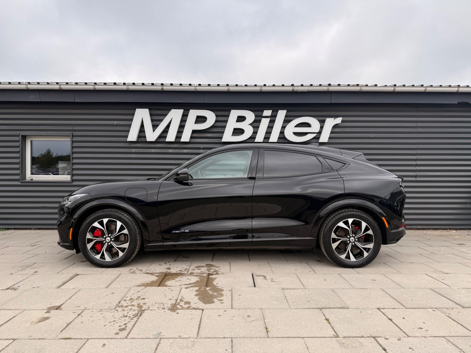 Billede af Ford Mustang Mach-E 88 Premium Extended Range AWD