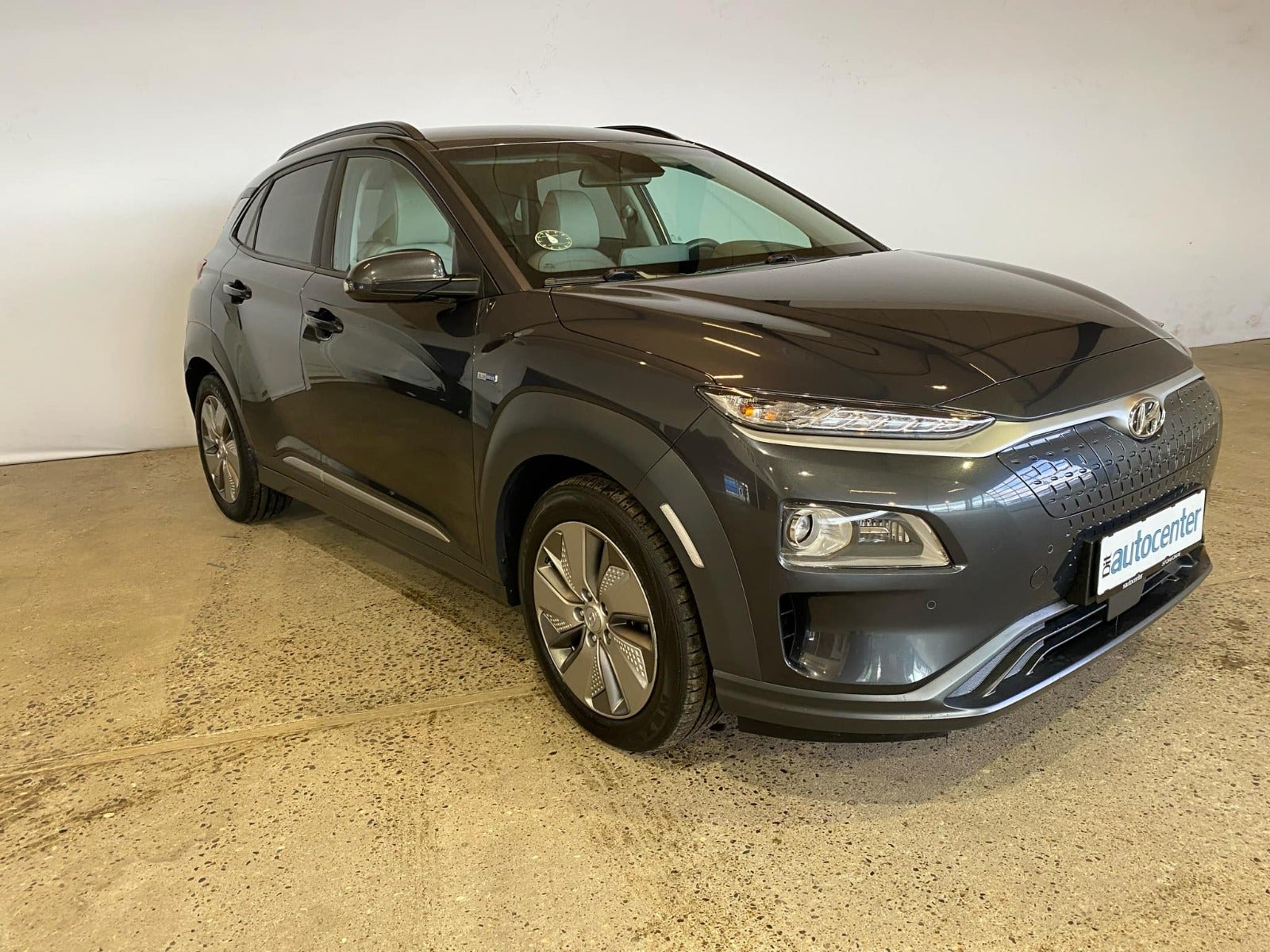 Hyundai Kona EV Premium