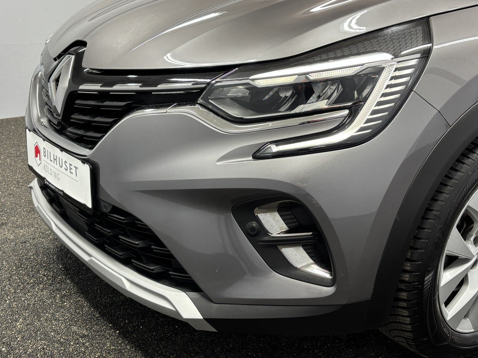 Billede af Renault Captur 1,6 E-Tech Intens
