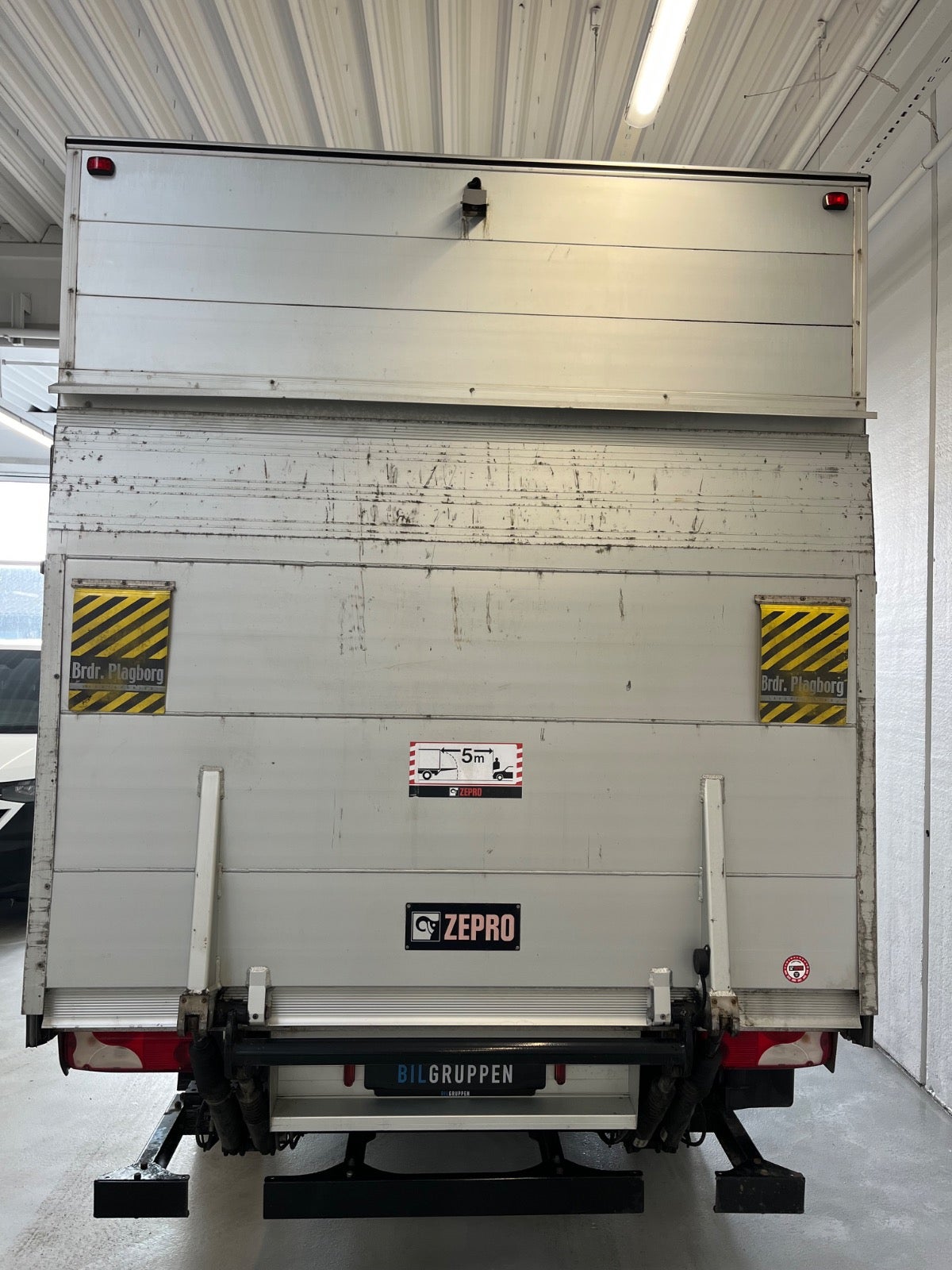 Billede af Mercedes Sprinter 317 2,0 CDi A3 Alukasse m/lift aut. RWD