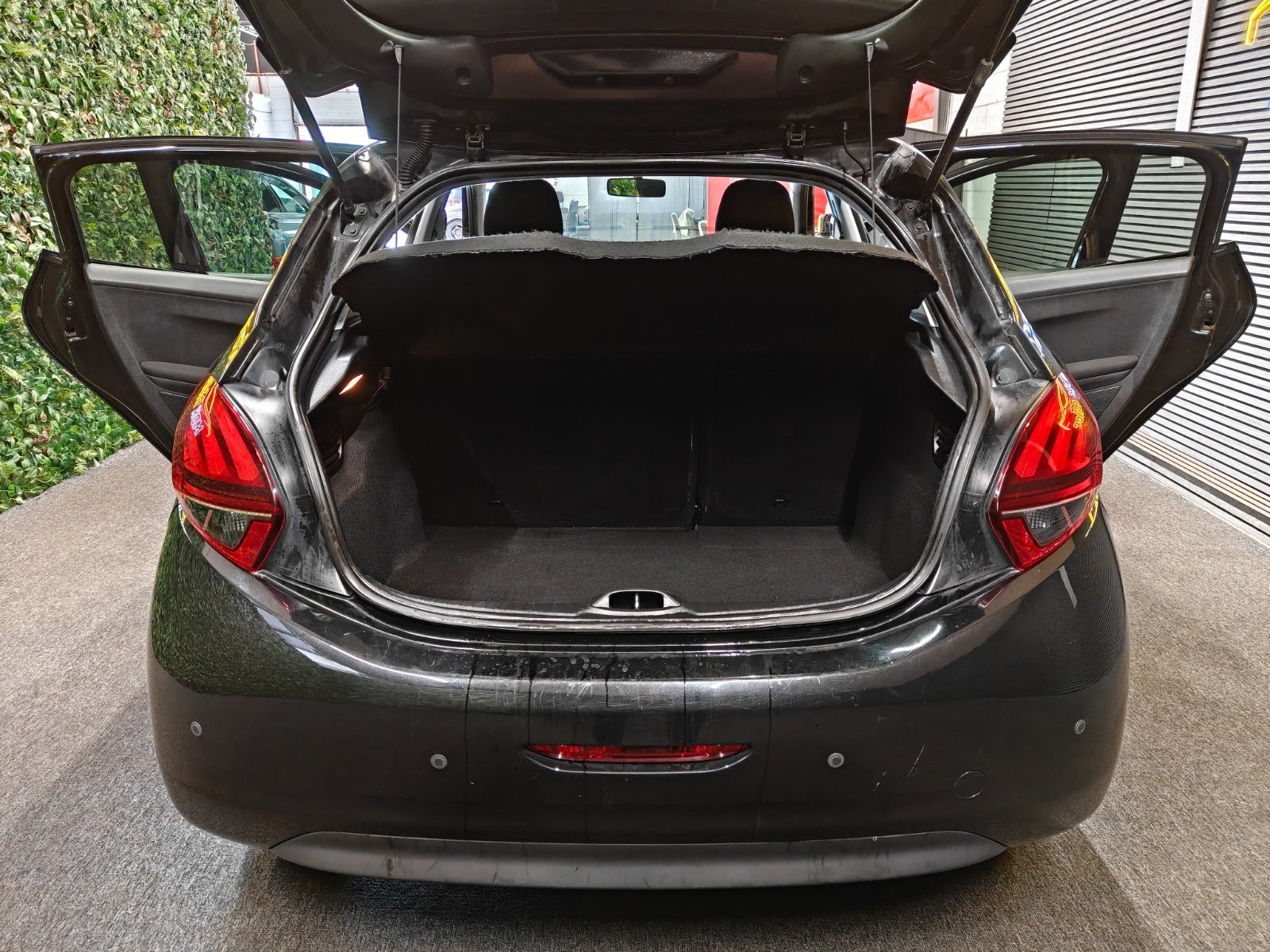 Billede af Peugeot 208 1,6 BlueHDi 100 Allure