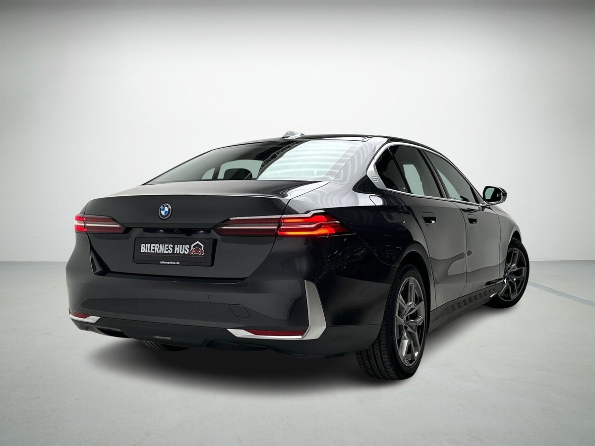 BMW i5 eDrive40 Sport Line billede 3