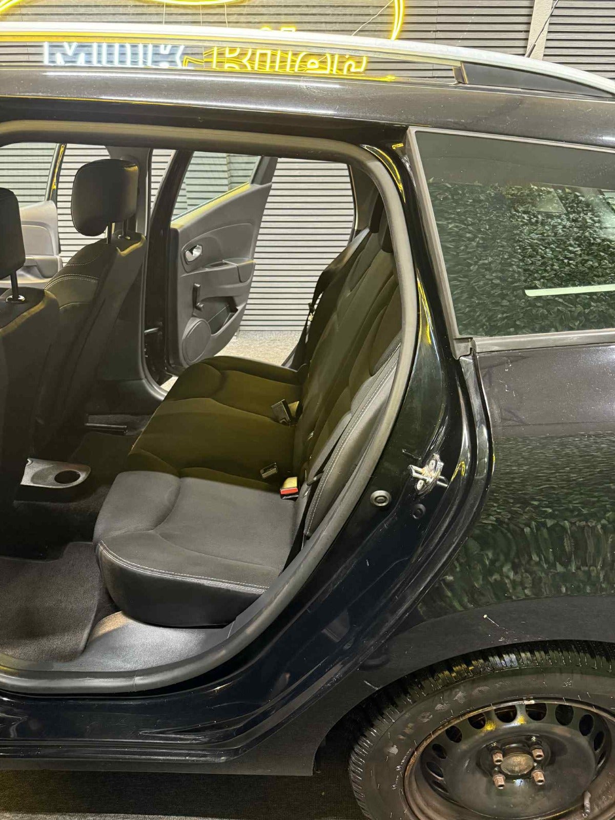 Billede af Renault Clio IV 1,5 dCi 75 Expression Sport Tourer