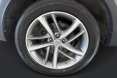 MG EHS PHEV Luxury