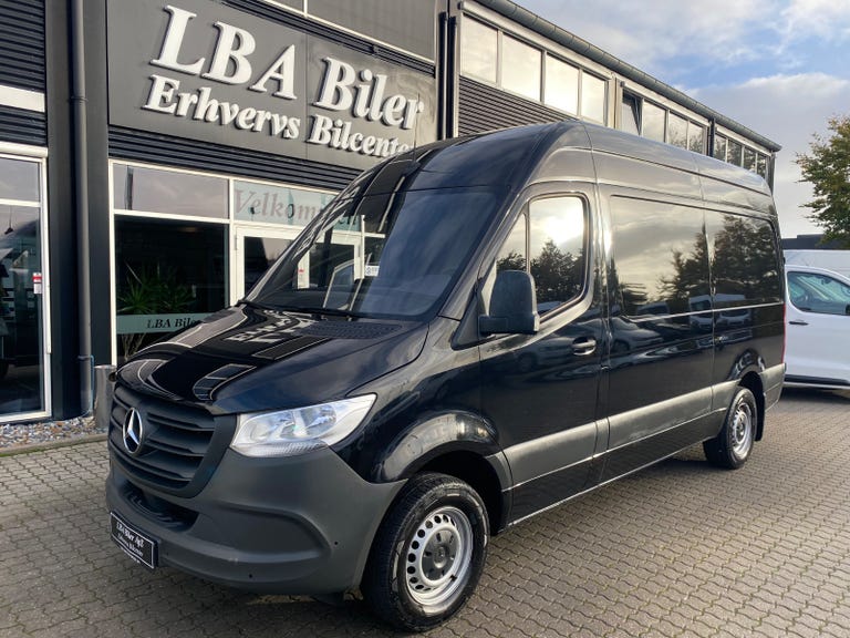 Mercedes Sprinter 316 CDi A2 Kassevogn aut. RWD
