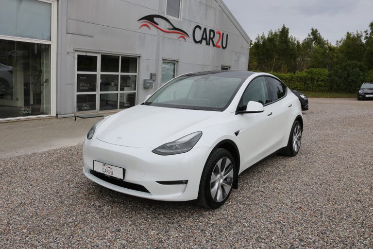Tesla Model Y Long Range AWD