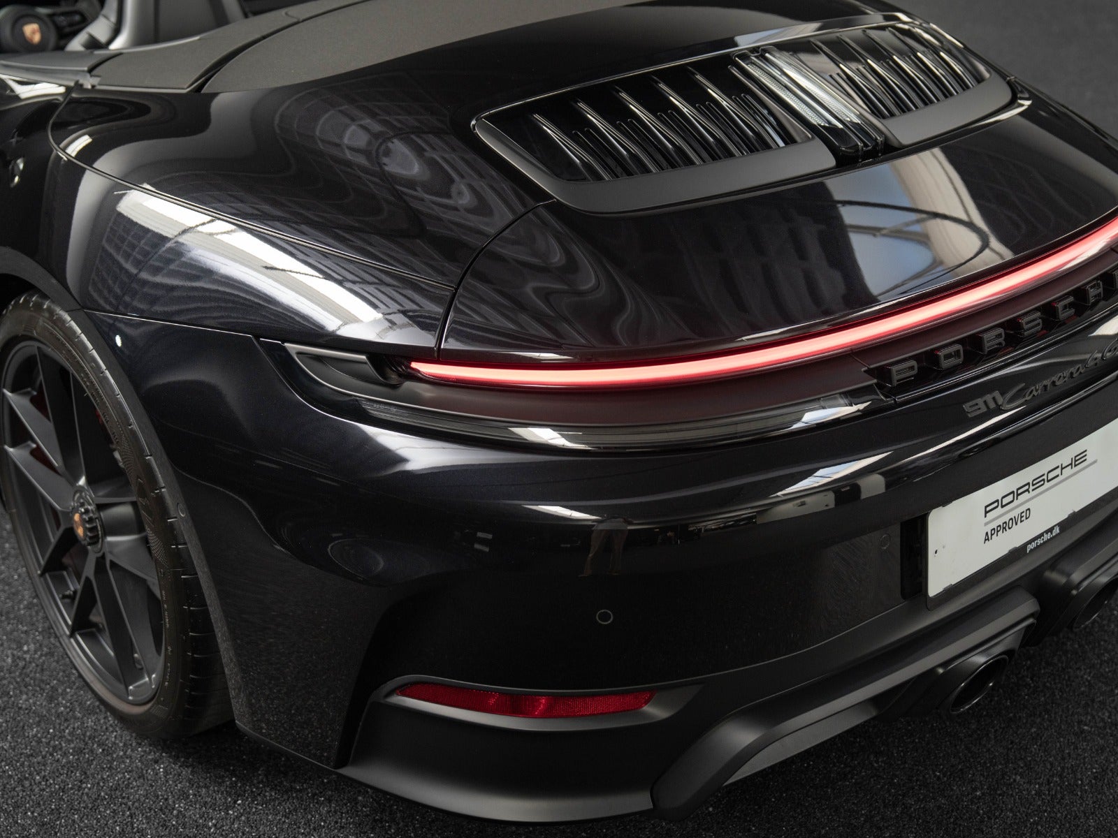 Gallery image 9 of 18