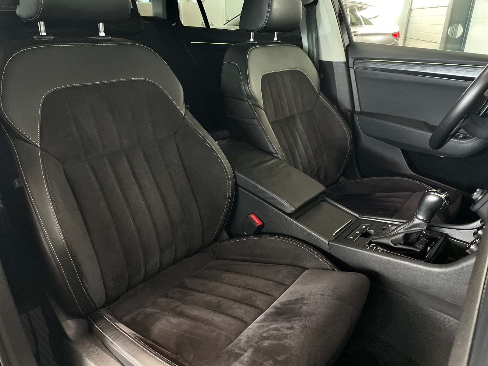 Skoda Superb TSi iV Business Executive Combi DSG