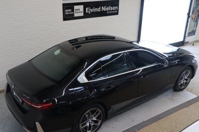 BMW i5 eDrive40 Sport Line