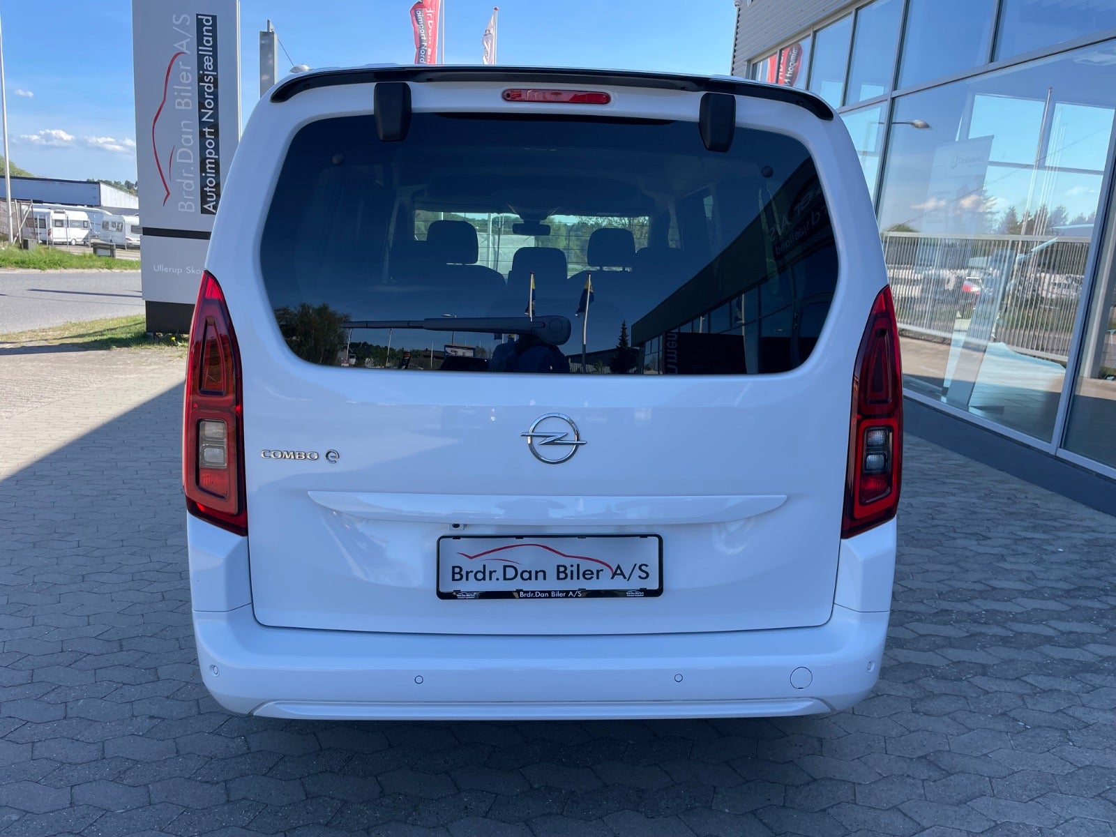 Billede af Opel Combo-e Life 50 Ultimate L2