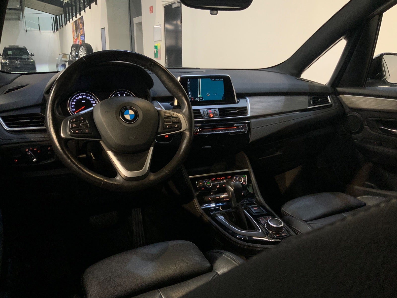 BMW 225xe