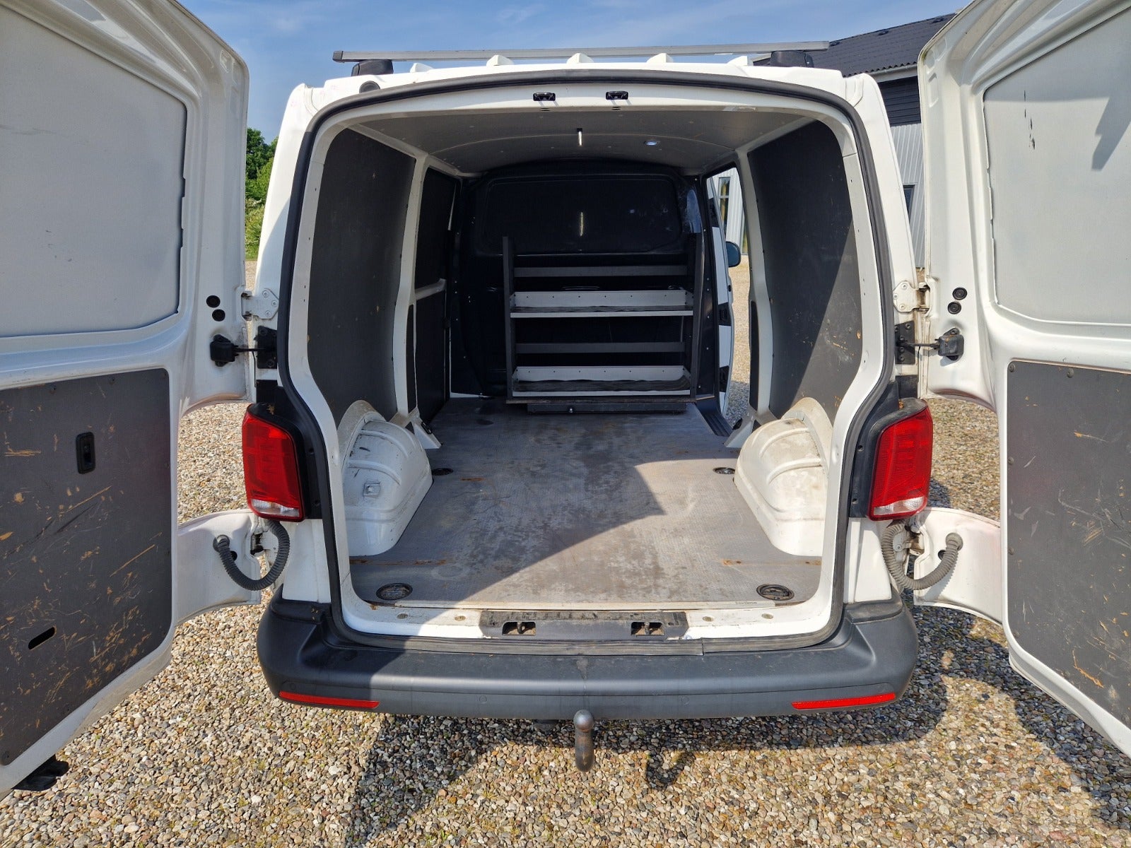 Billede af VW Transporter 2,0 TDi 110 Kassevogn lang