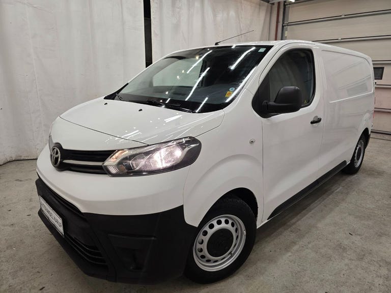 Toyota ProAce D 95 Medium Base