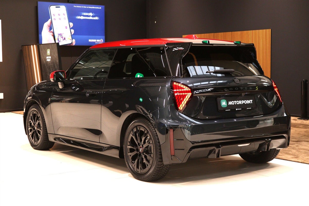 MINI Cooper SE JCW Trim XL billede 3