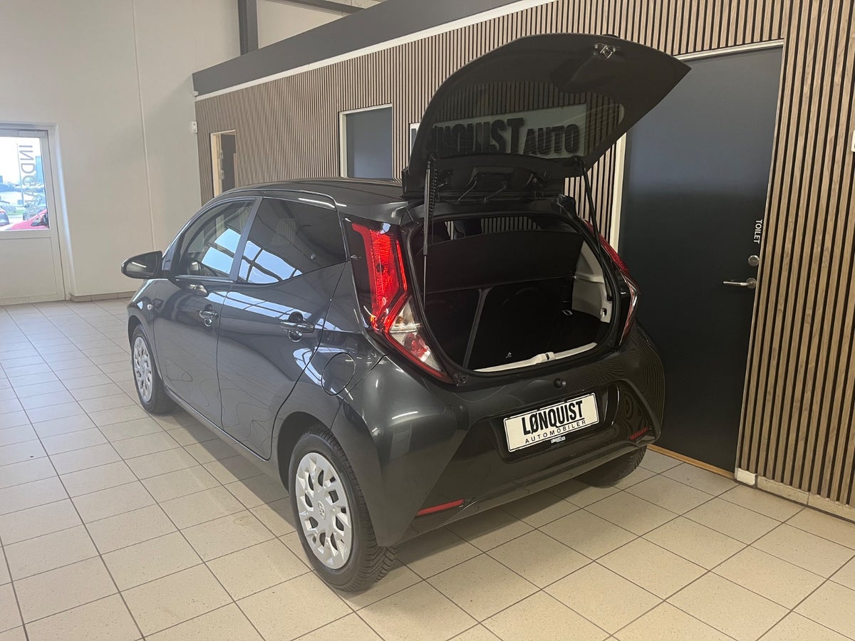 Toyota Aygo VVT-i x-pression