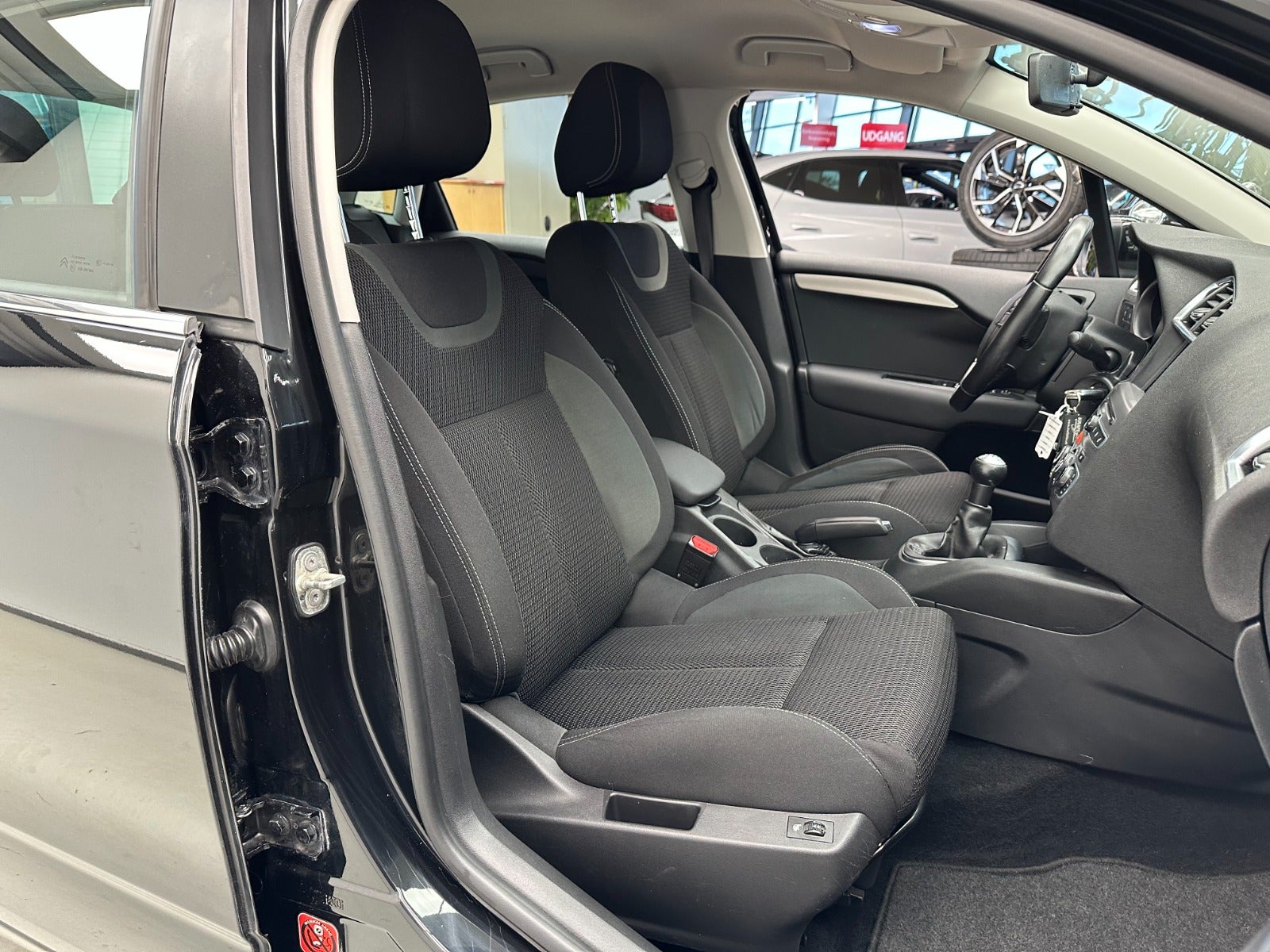 Billede af Citroën C4 1,6 BlueHDi 100 Cool