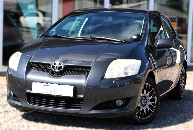 Toyota Auris Luna