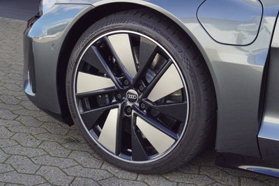 Audi e-tron GT quattro