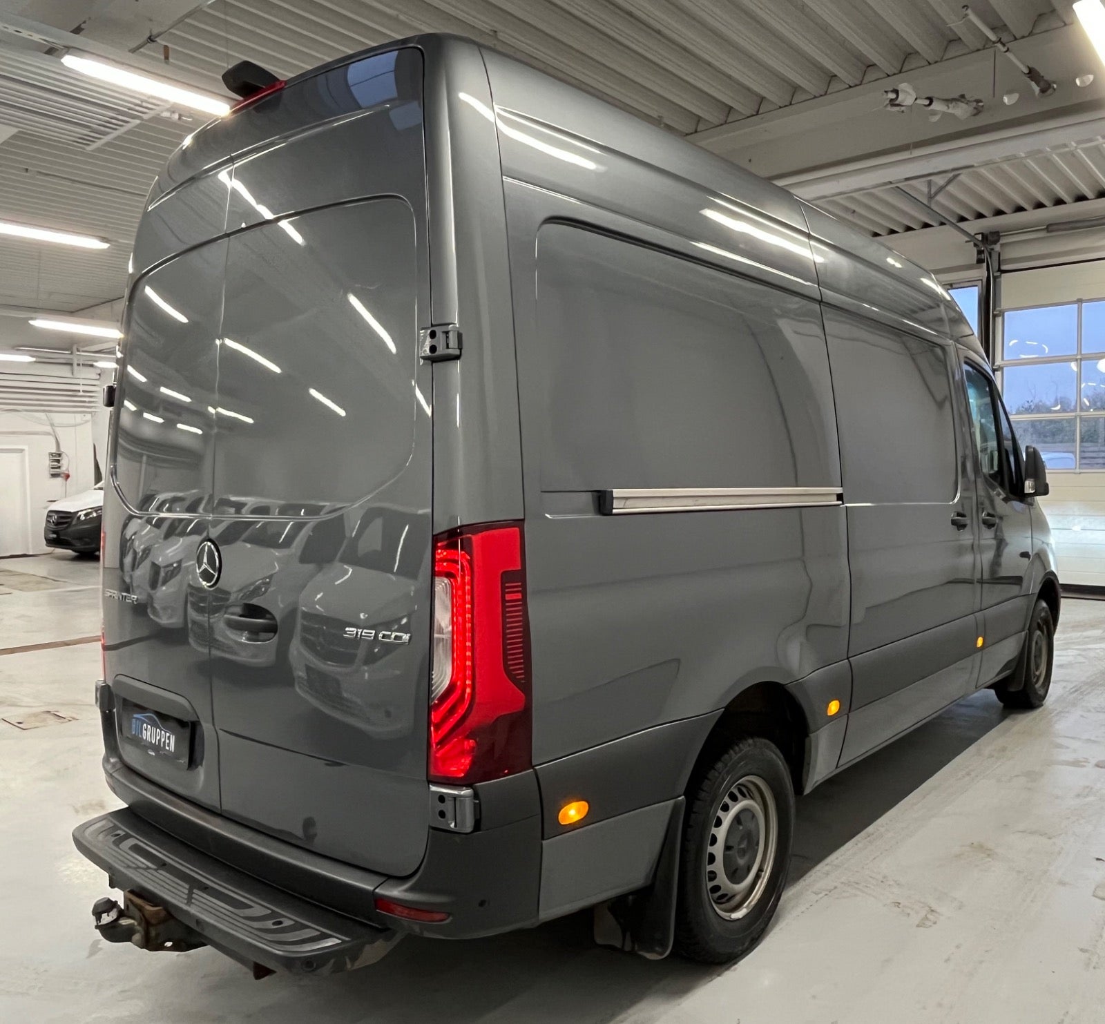 Billede af Mercedes Sprinter 319 3,0 CDi A2 Kassevogn aut. RWD