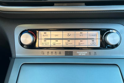 Hyundai Kona EV Select