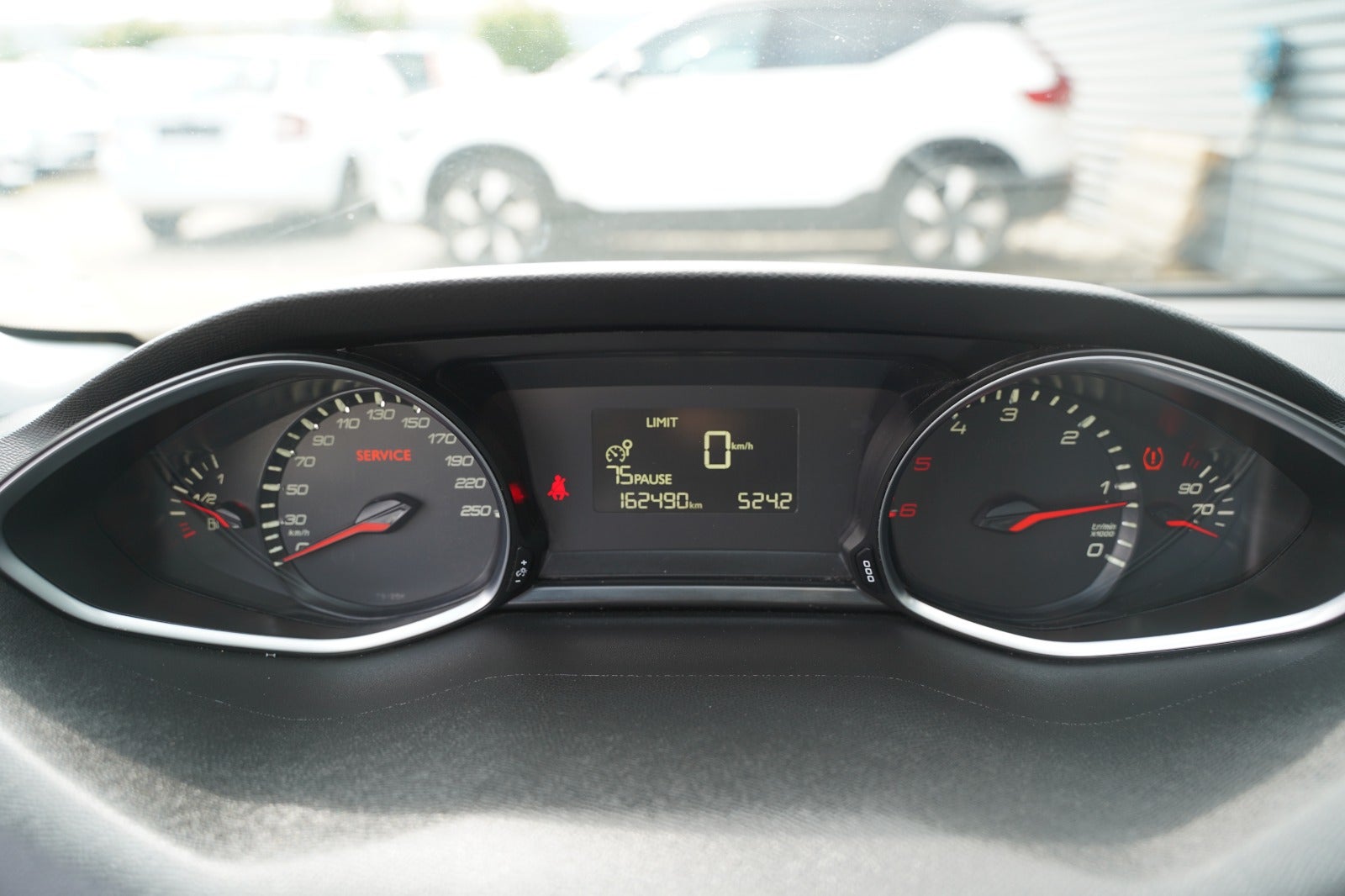 Billede af Peugeot 308 1,6 BlueHDi 120 Style Sky SW