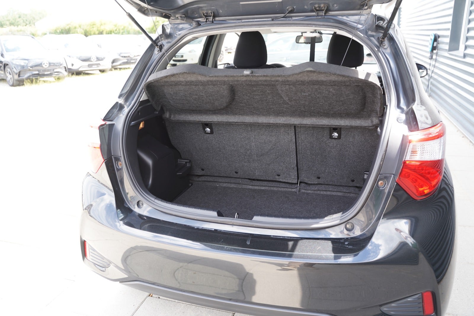 Billede af Toyota Yaris 1,5 Hybrid H3 Limited Smart e-CVT