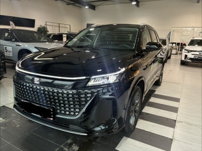 Navor E5 1,5 PHEV Rock 5d