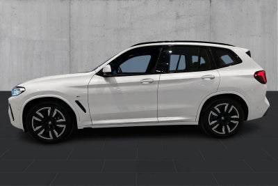 BMW iX3 Charged M-Sport - 1