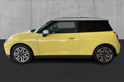 MINI Cooper SE Essential - 1