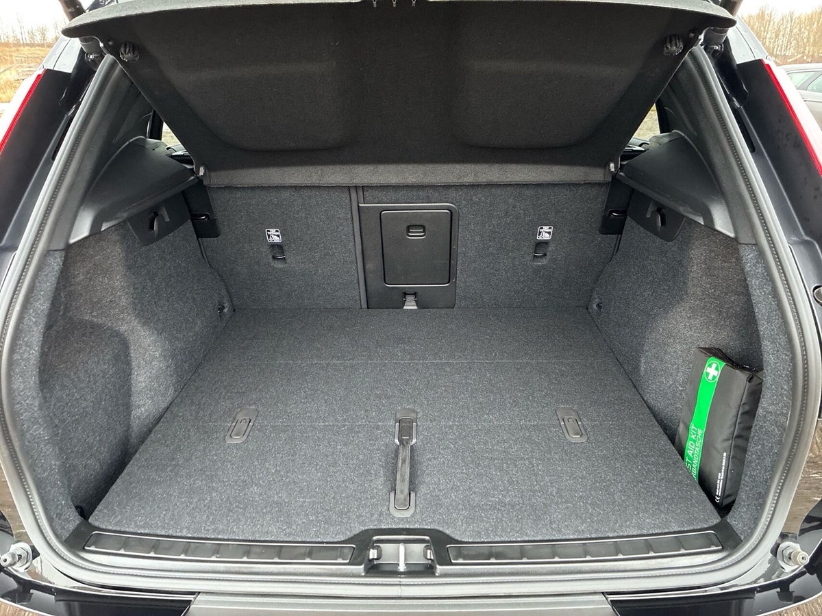 Volvo EX40 Extended Range Black Edition billede 21