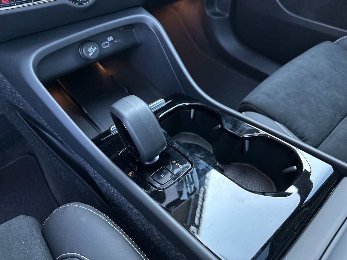 Volvo EX40 Extended Range Black Edition billede 16