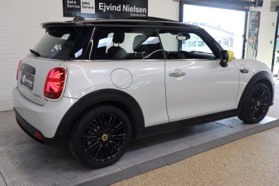 MINI Cooper SE Camden Edition