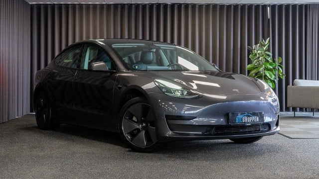 Tesla Model 3  Long Range AWD