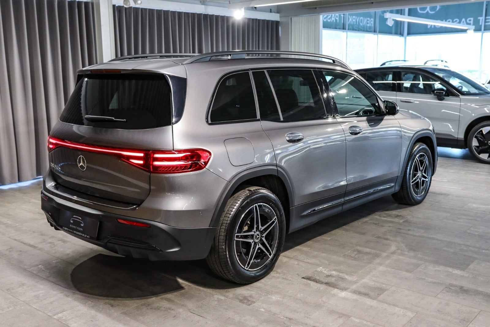Billede af Mercedes EQB250+  AMG Line Advance Plus 7prs